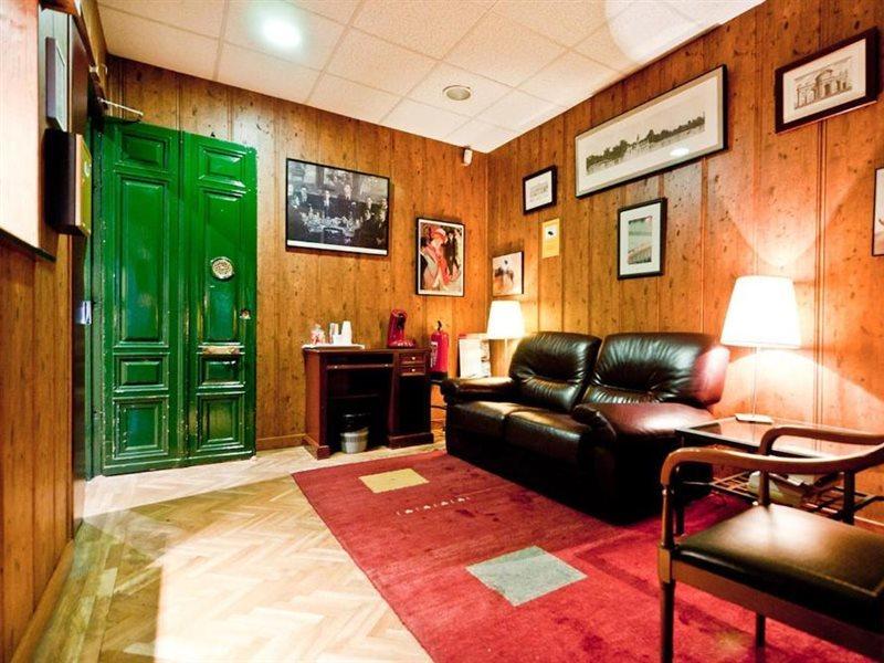 Hostal Asuncion Madrid Exterior photo